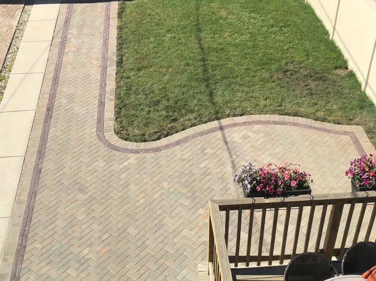 0BAAEBA0-9760-4F24-A0CC-C4C654086DB7